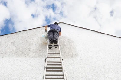 Peinture extérieure à Souvigné — façades et ravalement
